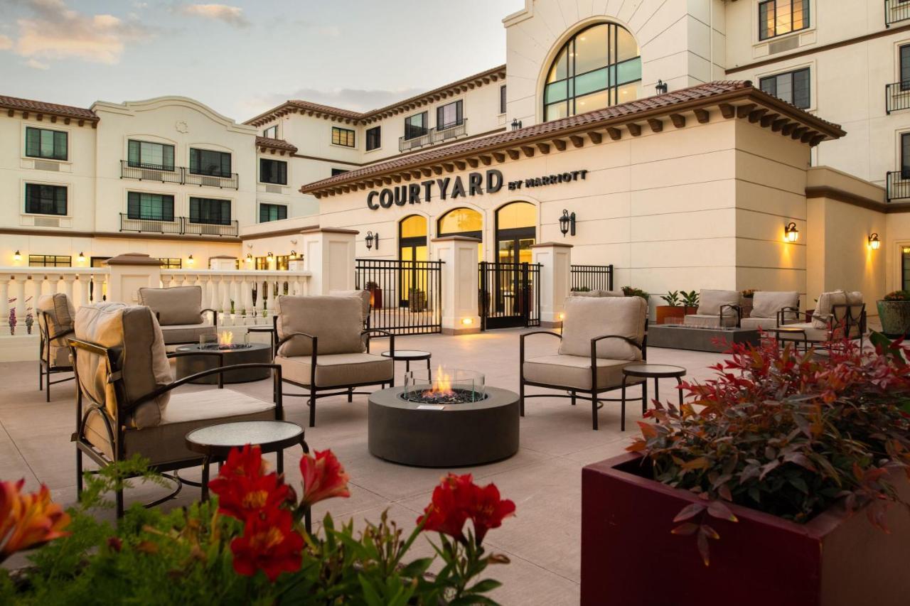 Hotel Courtyard By Marriott Santa Cruz Zewnętrze zdjęcie